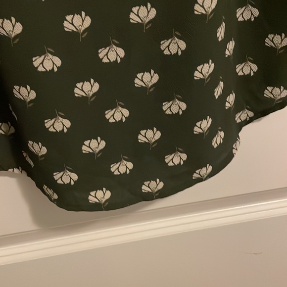 Fun2Fun flower patterned blouse - Picture 7 of 10